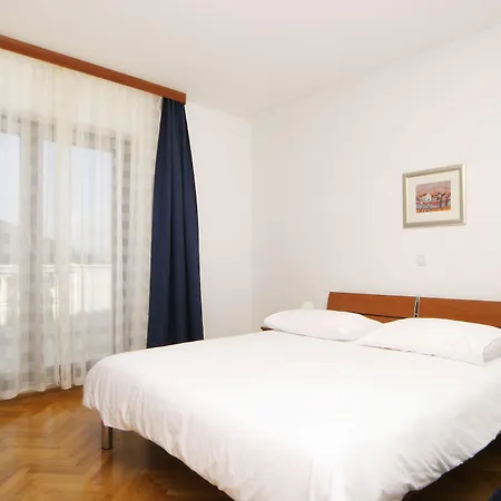 Pucisca Hotel
