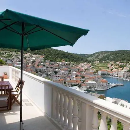 Pucisca Hotel